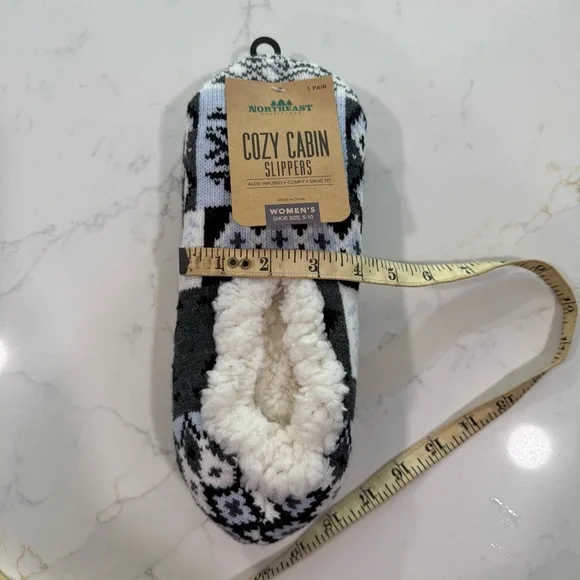 Northeast Outfitters Cozy Cabin Slippers - Aloe Infused - Shoe Size Women’s 5-10 - Picture 10 of 10